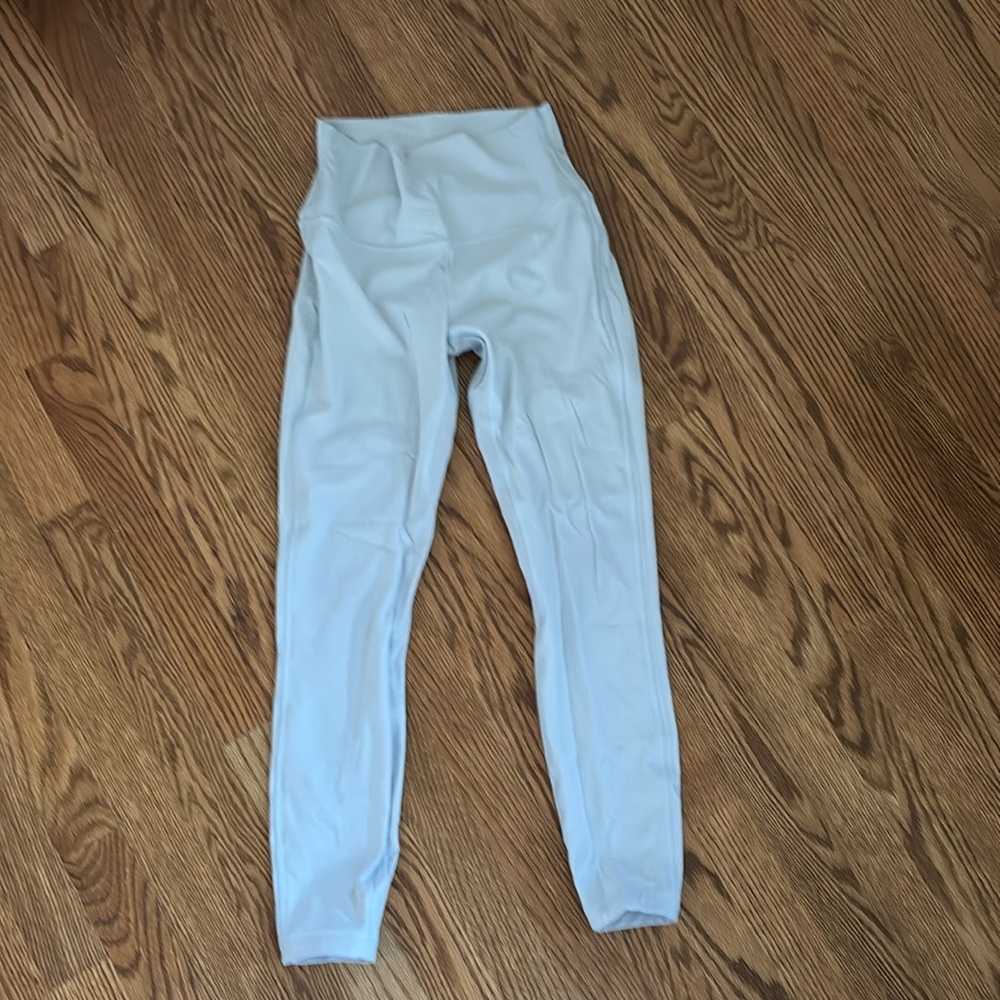 lululemon leggings size 6 in ocean air (very light blue)